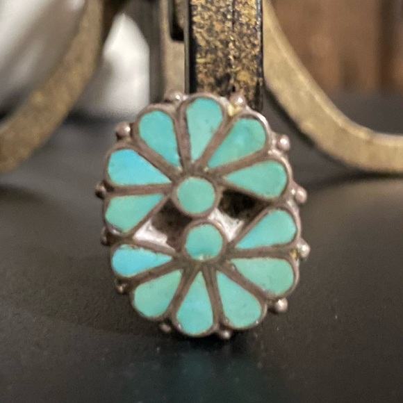 Vintage Handmade Sterling Silver Turquoise ring Size 5